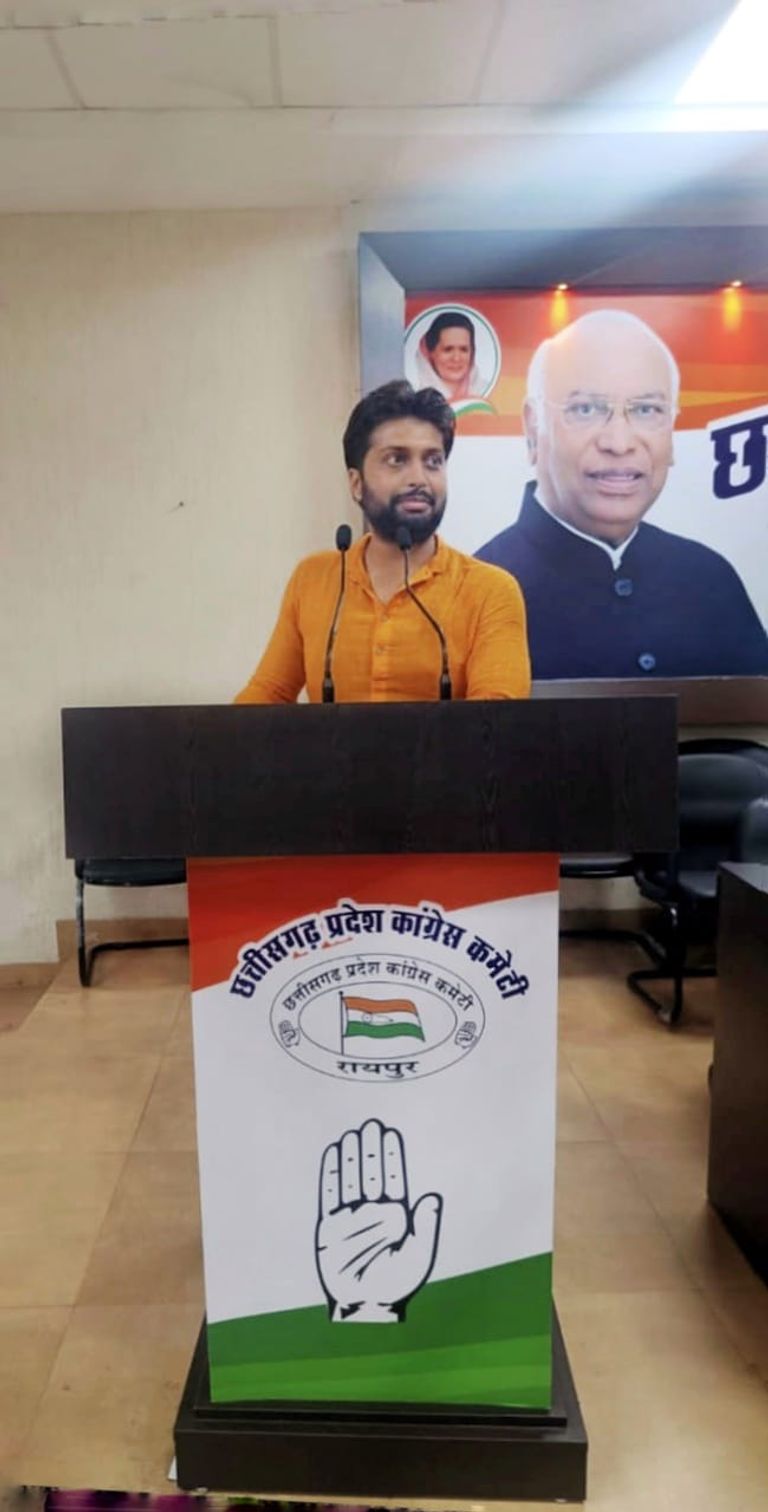 नित्य शरण सिंह बने कांग्रेस के पिपरिया मंडल अध्यक्ष अमित सिंह और अल्ताफ अली को मिली सेक्टर अध्यक्ष की जिम्मेदारी