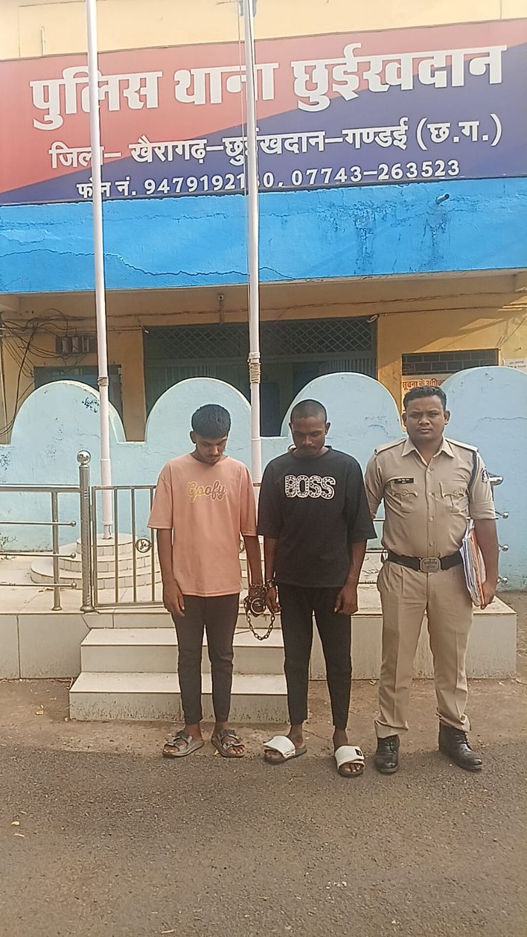गाली-गलौच कर लोगों को परेशान करने वाले दो युवकों पर पुलिस की कार्रवाई
