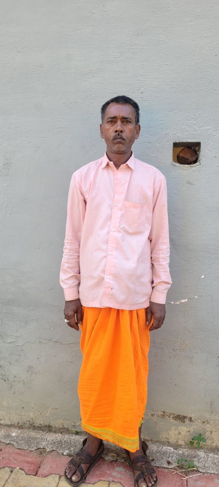 मुढीपार में गांजा बेचते आरोपी गिरफ्तार, 172 ग्राम नशीला पदार्थ जब्त