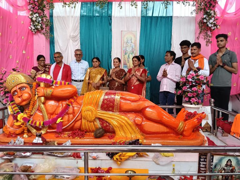 लेटे हुए हनुमानजी के दर्शन से पूर्ण होती हैं मनोकामनाएँ, खपरीकला बन रहा आस्था का केंद्र