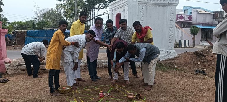 कड़रापारा में तीन मंदिरों का भूमिपूजन, जनभावनाओं के अनुरूप पुनर्निर्माण शुरू